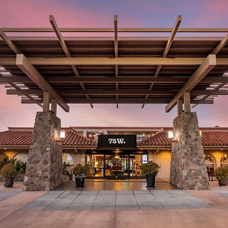 Best Western Plus Thousand Oaks Inn Экстерьер фото