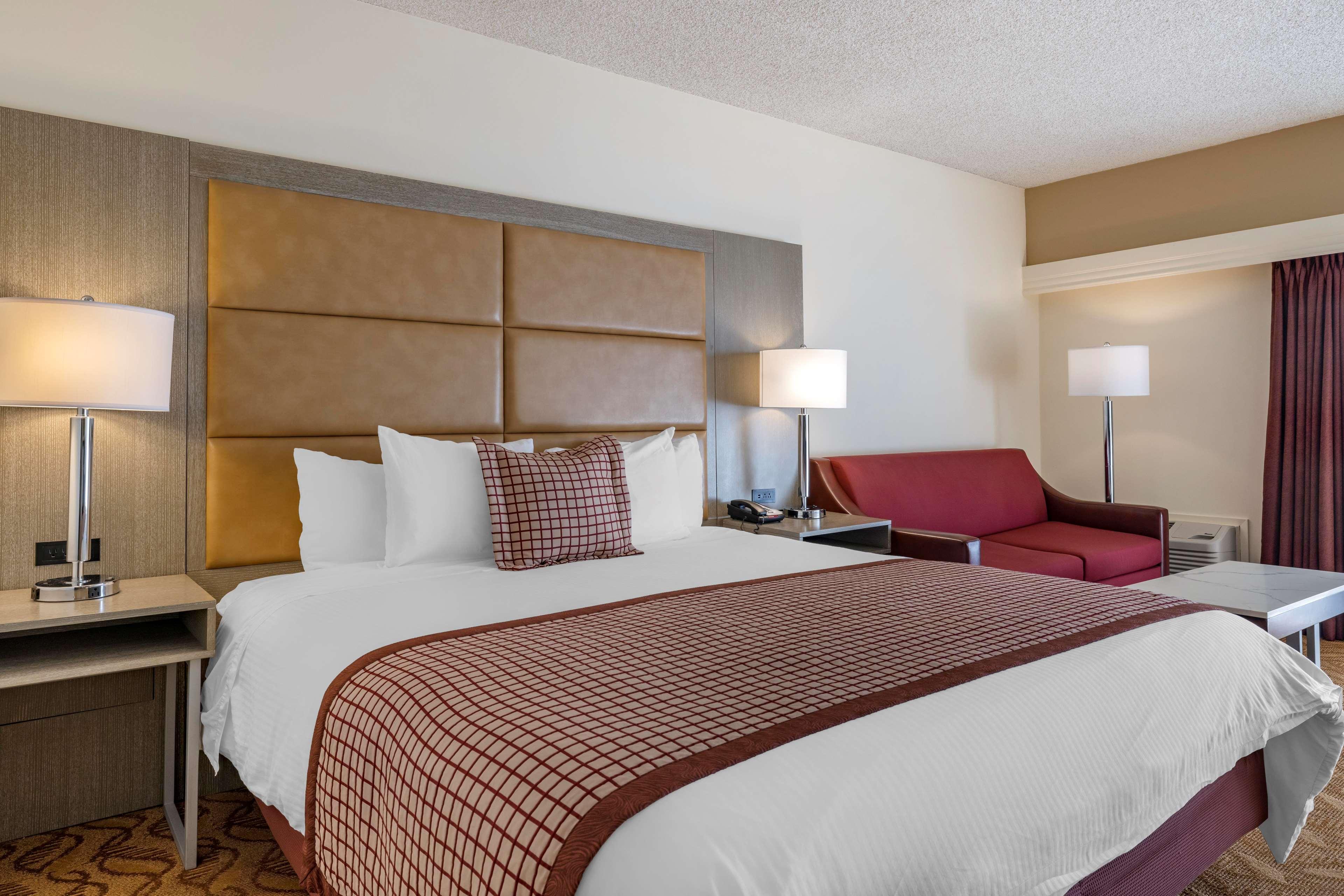 Best Western Plus Thousand Oaks Inn Экстерьер фото