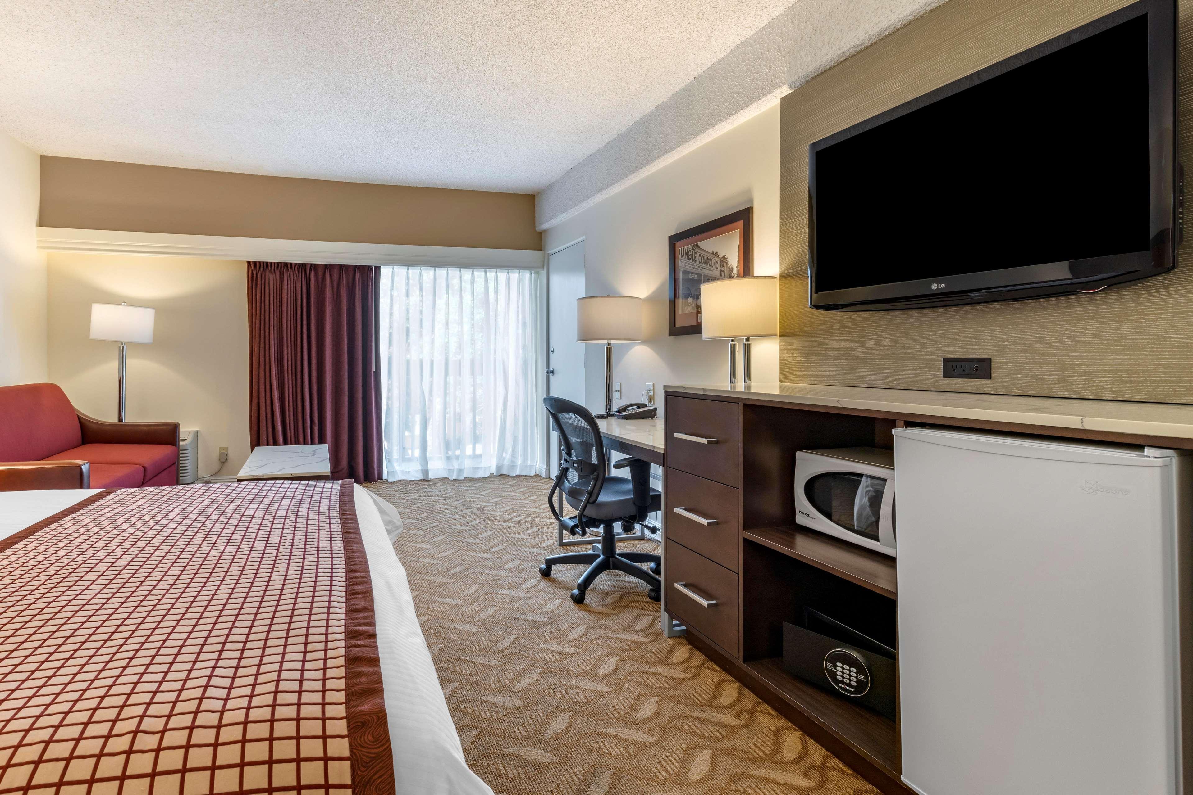 Best Western Plus Thousand Oaks Inn Экстерьер фото