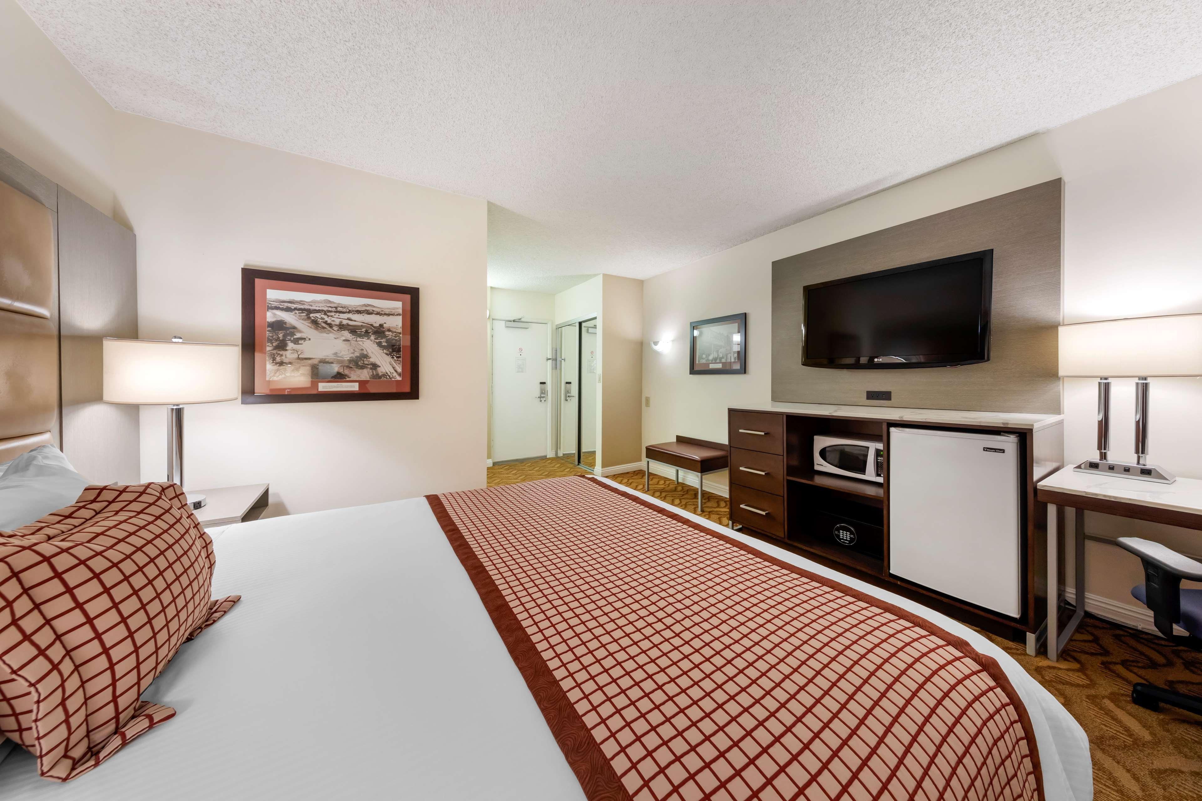 Best Western Plus Thousand Oaks Inn Экстерьер фото