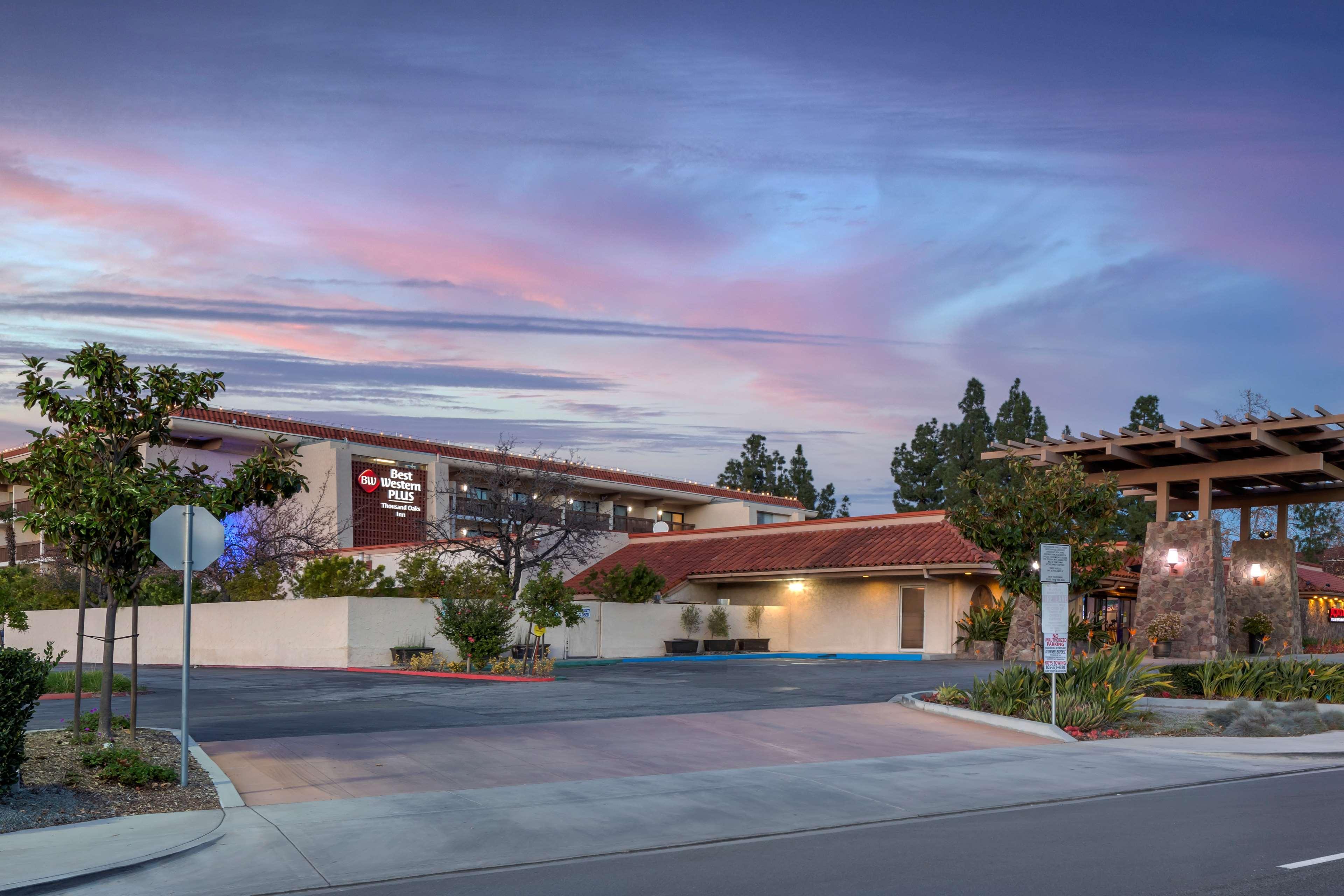 Best Western Plus Thousand Oaks Inn Экстерьер фото