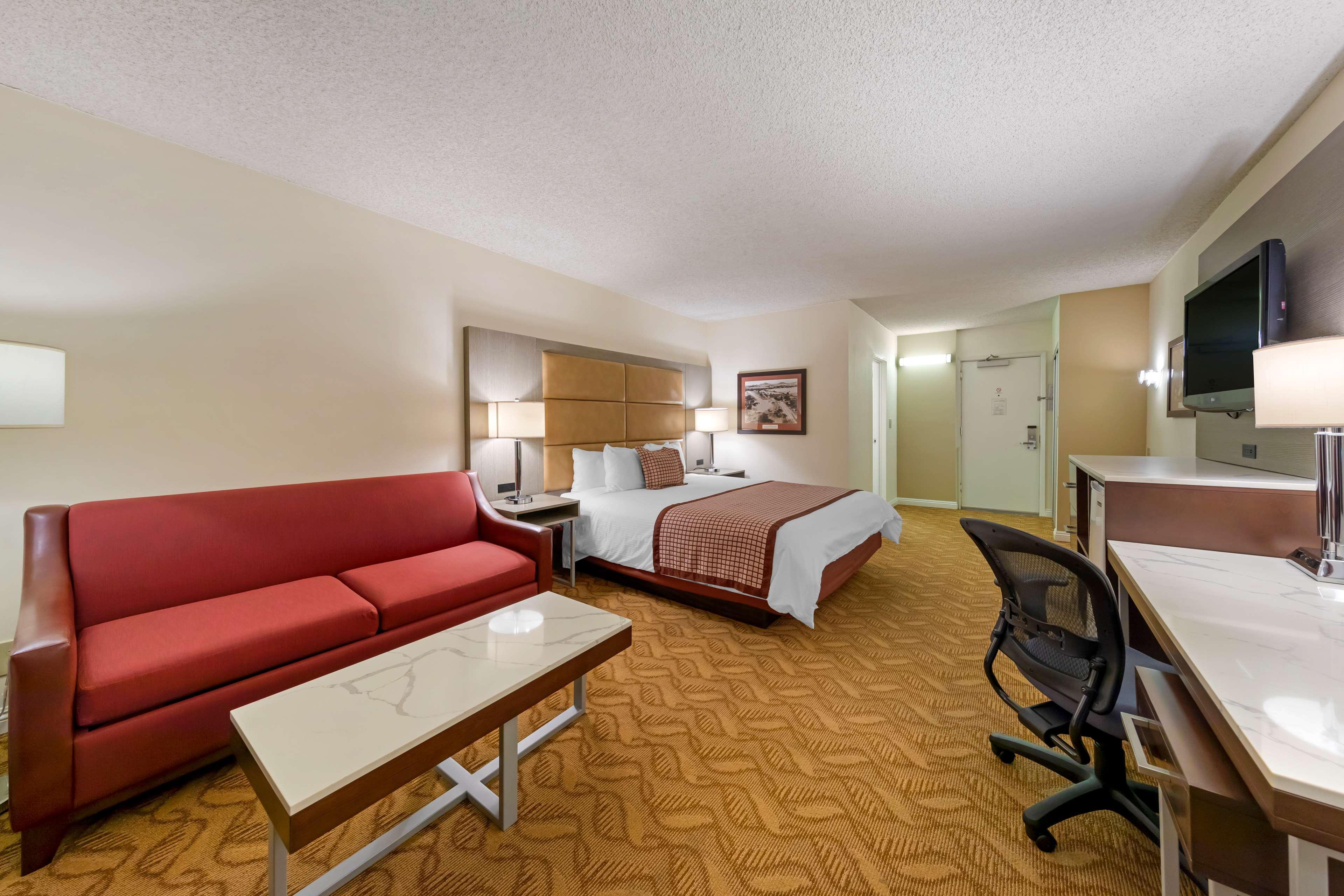 Best Western Plus Thousand Oaks Inn Экстерьер фото